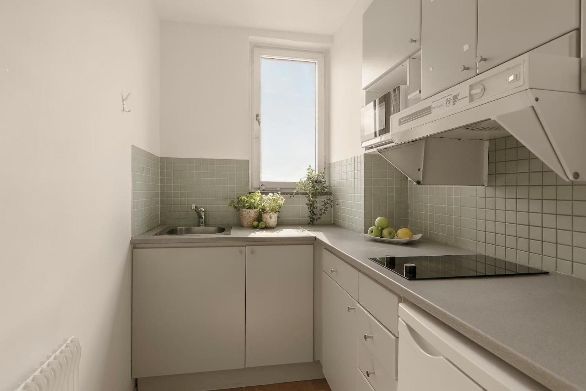 One-Bedroom Apartment,1766122247:JPEG